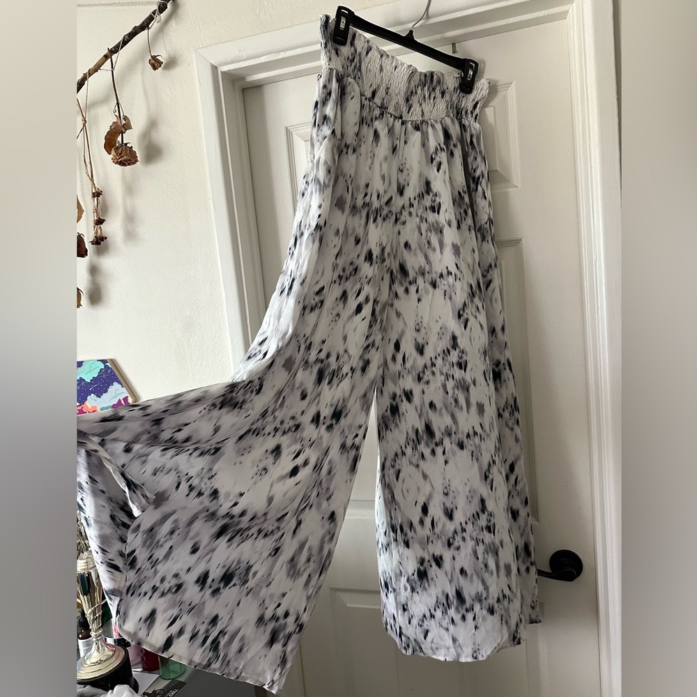 Flowy Wide Legged Pants